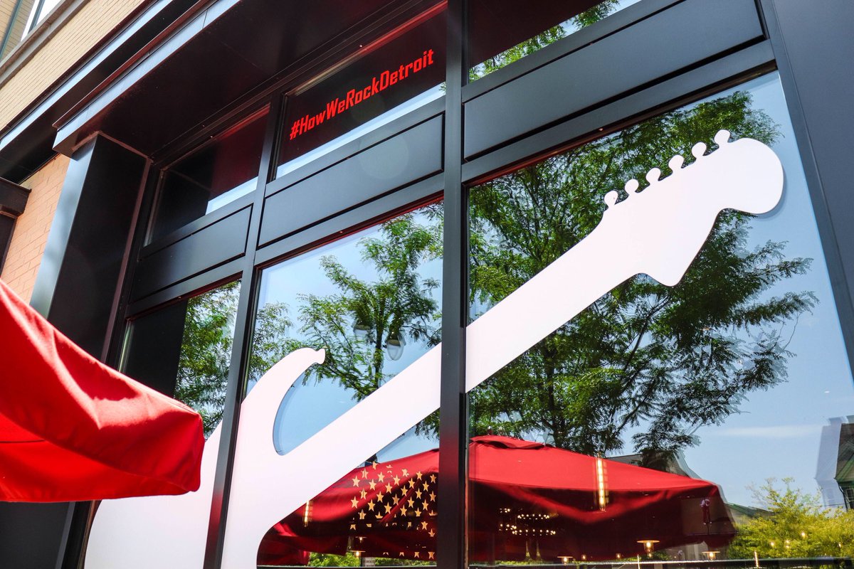 TheMixingBoard_'s tweet photo. It’s not just a hashtag👇it’s our story, our brand, our way of life 🎸 #HowWeRockDetroit
••••
Tell us your story using a hashtag in 4 words below👇👇👇 https://t.co/yhCoe40a2G