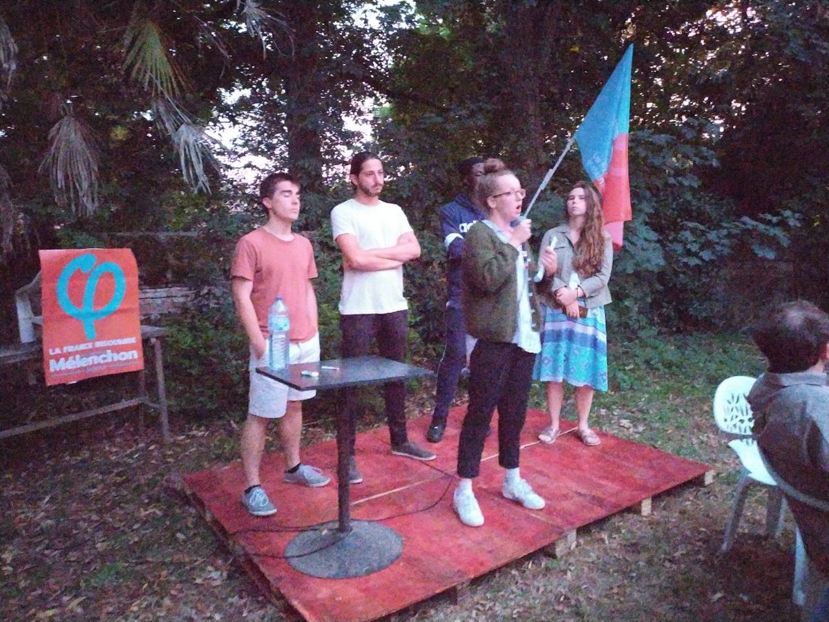 InsoumisJeunes's tweet photo. 🔴 C'est déjà la fin de ces #JJFI2019, qui se terminent avec un petit mot du Livret Jeunesse !

❤ Merci à toutes celles et ceux qui ont participé à l'organisation de ces journées, sont intervenus, ou ont juste assisté aux conférences ! 

A très vite ! 🖐 https://t.co/WvIAZ8E57M