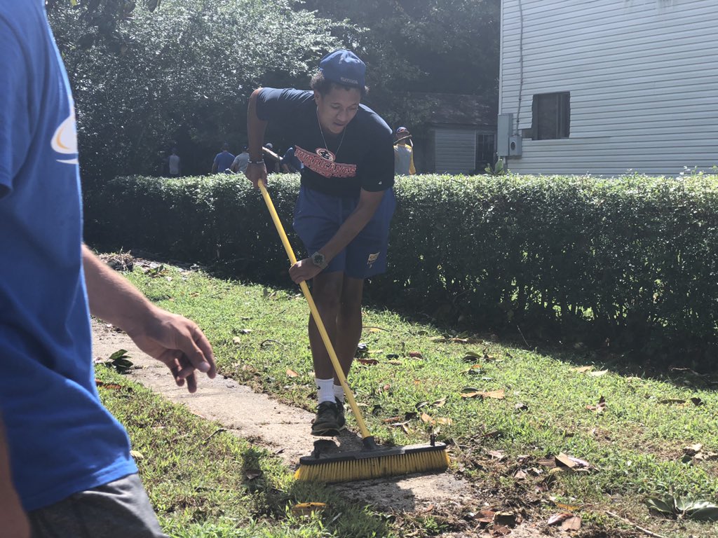 13AliWeatherton's tweet photo. Paul D Camp Community College baseball players are helping Franklin residents clean-up after a powerful storm knocked down power lines and tree limbs last night. #13NewsNow https://t.co/WLblOg3Tjp