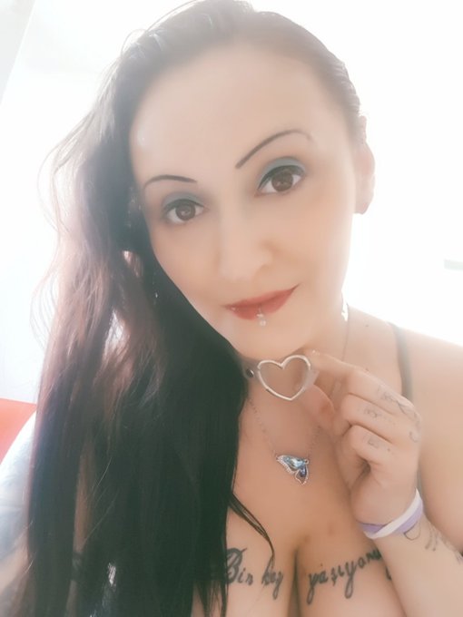 Ich bin am Wochenende in Berlin und h&auml;tte Samstag Abend noch f&uuml;r einen geilen Termin Zeit sowie Sonntag