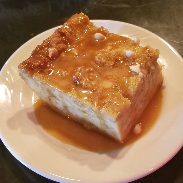 ItalianGrille1's tweet photo. Check out our fresh and delicious white chocolate brioche bread pudding topped with our own special bourbon caramel sauce! Limited availability, dessert selection rotates. Feel free to call to check our desert options (260)925-9400

#italiangrille #auburn #indiana #restauran… https://t.co/mfvKOaiR7Q
