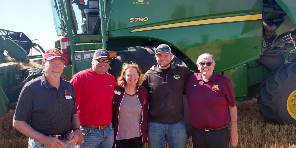 UMNCrookston's tweet photo. Chancellor &amp; team stopped at Baldwin Farms in St. Thomas, ND today to visit with legacy alum: Brent Baldwin (1990), Hunter Baldwin (2019), and William (Buzz) Baldwin (1965). The team even witnessed both grain and sugarbeet harvest in the same afternoon. #UMNproud https://t.co/HicyV2mEJh