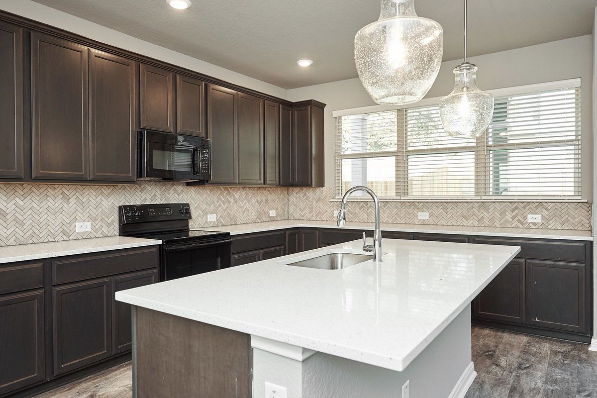 That backsplash though.