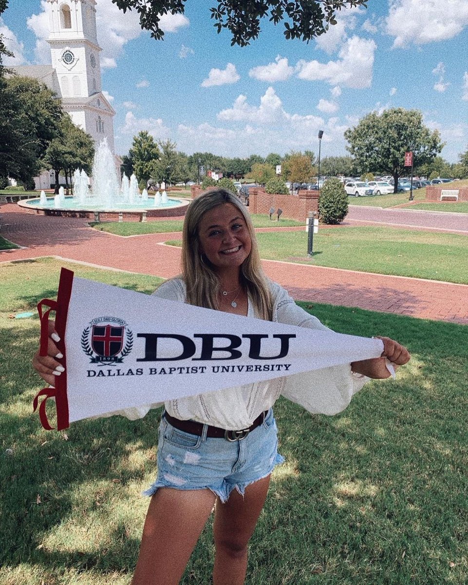 GallagherLTHS's tweet photo. Olivia verbally committed to Dallas Baptist University yesterday. Congratulations! We are so proud of you and so excited to see your amazing future unfold! #GoPats https://t.co/ffAD72EMOv