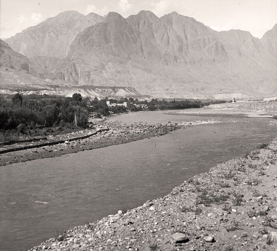 Gilgit 1934/35.

In this picture part of Gilgit Fort, which is now part of Hayat Shaheed Public School can be seen. Photo taken by Lieutenant Colonel David L. R. Lorimer, 

Thanks Mountain Heritage Archives