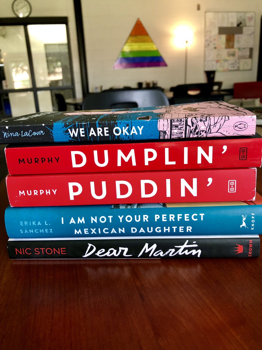 Shoutout to all-star <a href="/NewTechCoppell/">New Tech High @ Coppell</a> parent <a href="/Kuay/">Kuay Sullivan</a> for the book donation today! So thankful to have parents who value reading and are willing to support classroom libraries #cisdourstory