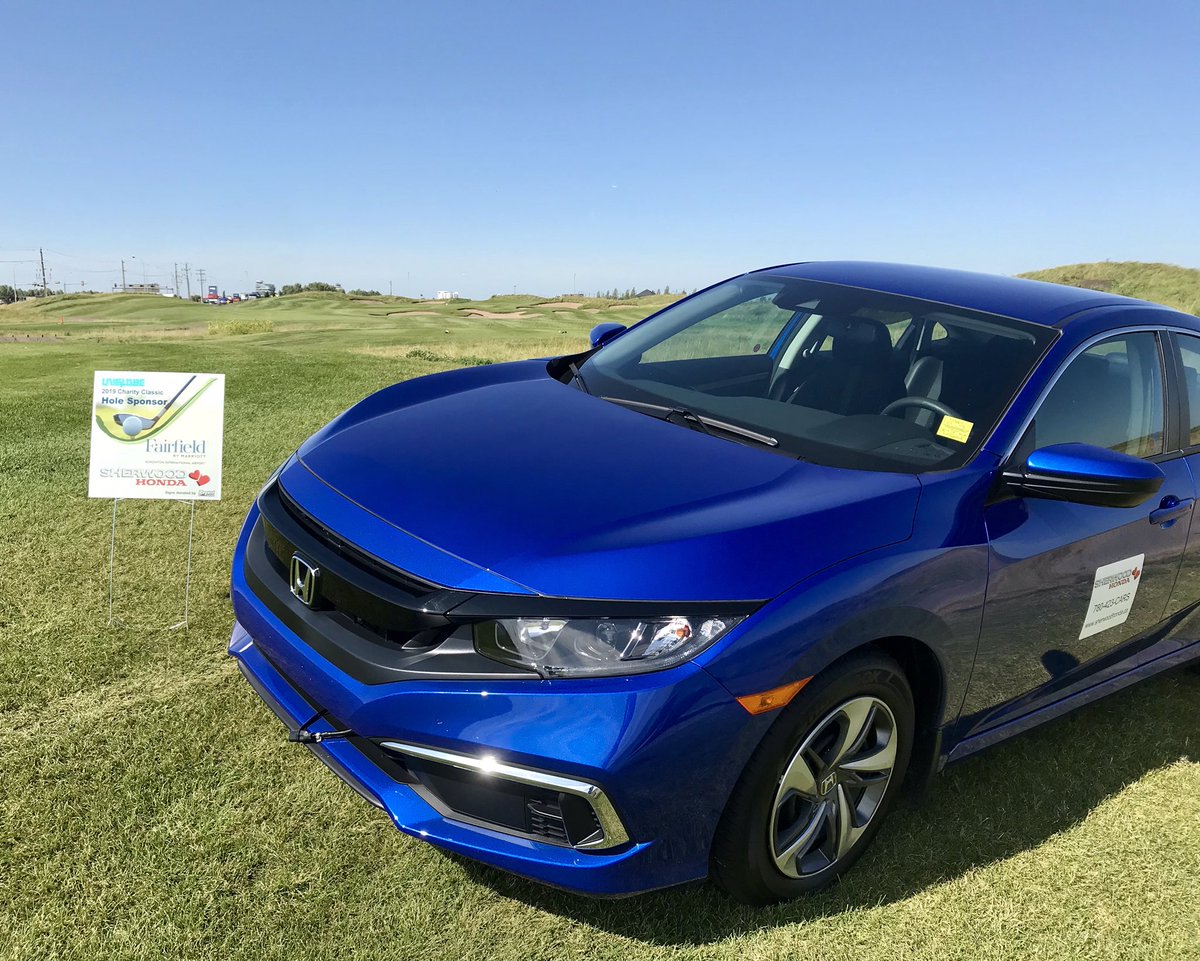 fairfieldEIA's tweet photo. Today we were proud to partner with @Sherwoodhonda1 for the UNIGLOBE Charity Golf Classic in support of the Alberta Cancer Foundation and Canadian Mental Health. #hellobluesky #charity #charitygolf #fairfieldmarriotteia #stayamazing #flyeia #yeghotels #yegevents #airporthotels https://t.co/5BDiaEq8k9
