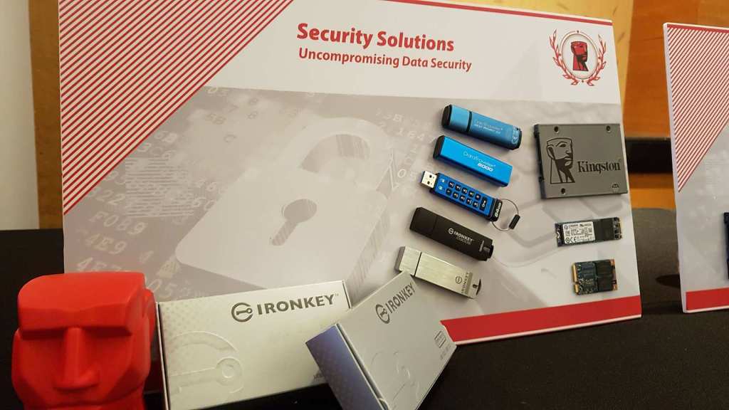 Influencergt's tweet photo. Kingston Security https://t.co/ITqTHFxwKX https://t.co/fDxi66Yp7e