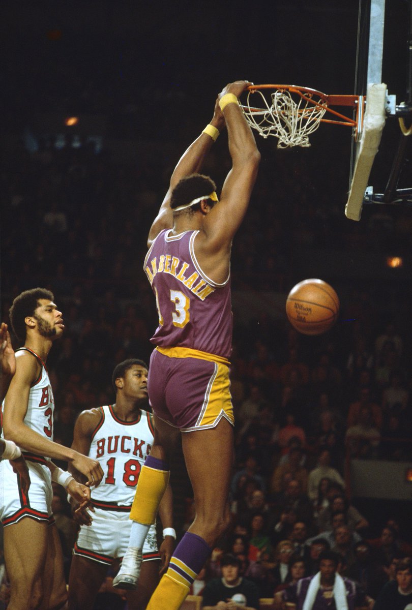 BleacherReport's tweet photo. The NBA had never seen a force like Wilt:

-100-point game
-Only player to average more than 40 PTS in a season
-Seven scoring titles
-11 rebounding titles
-Assists leader (1967-68) 
-2x NBA champion
-4x NBA MVP
-1972 NBA Finals MVP

The Big Dipper would have been 83 today https://t.co/YHyqCJnDpC