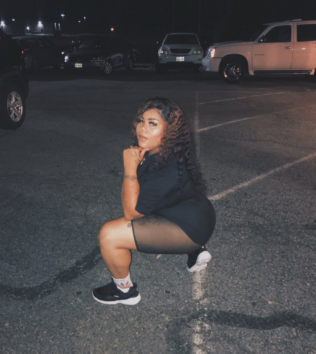 _Lexxusss_'s tweet photo. @_CurlsnCurves_ Checking in ✅🥵 https://t.co/qaogIfhiNF
