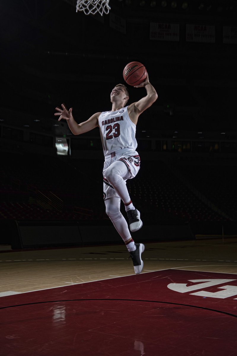 GamecockMBB's tweet photo. Take flight 🛫😤 https://t.co/4tkxGRI2R0