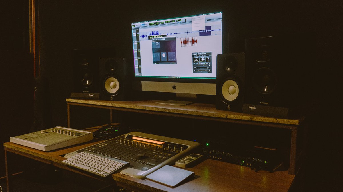 ugprec's tweet photo. Studio https://t.co/wL4JJvsv3Y