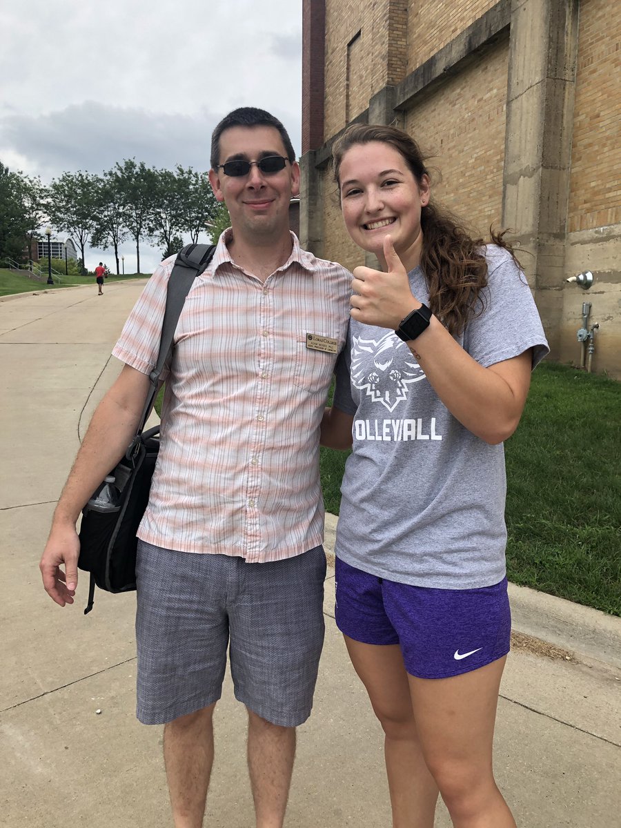 ReeseMiller33's tweet photo. Thankful for Dr. Moser. @LorasWVB is grateful for everything you teach us!! 🏐😁 https://t.co/h2eBbtbyvZ