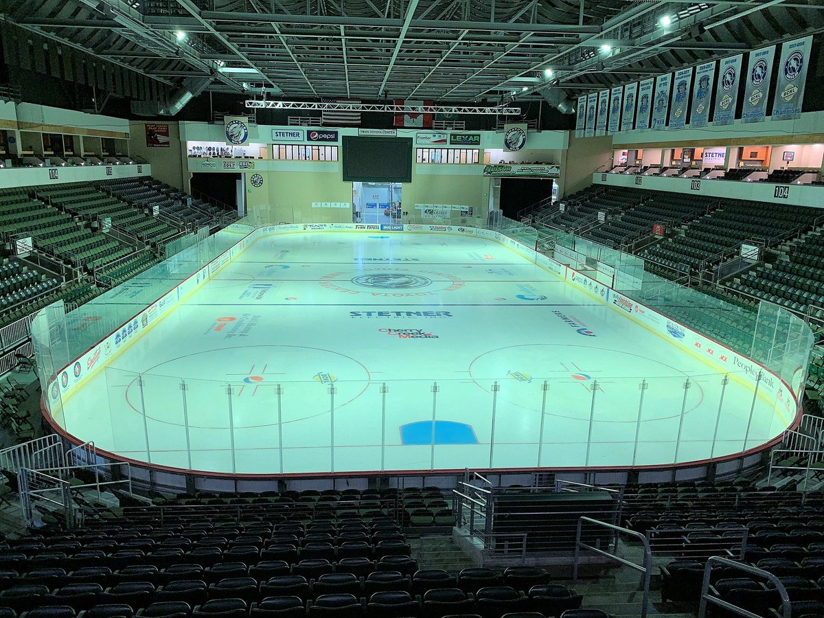 WHLwild_'s tweet photo. The last days of summer are starting to wind down, and the crisp feel of fresh ice fills the building. It's a special time of year when the game we love returns, and all becomes right with the world. Home Opener is Fri. Sep. 13 vs Vernon! #TheWildWay https://t.co/OFIByOgo1u