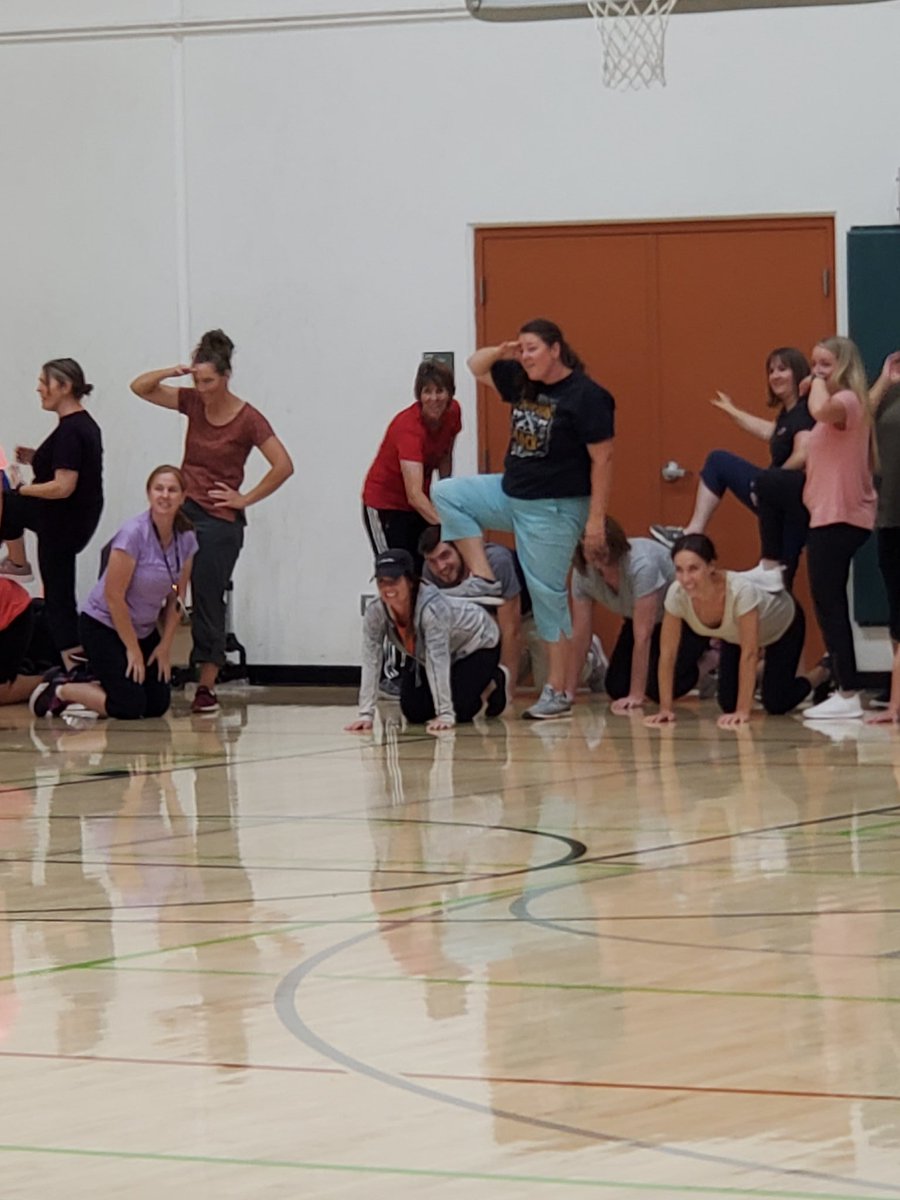 DavisMoves's tweet image. PE Preps getting their training on. Our students are lucky to have these amazing teachers keeping them active and healthy this year!