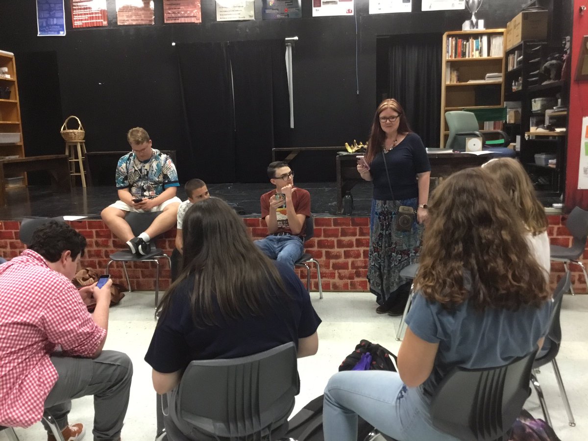 FurseyG's tweet photo. Great things in AHS Drama.  Great job Ms Moen. #azleisdplacetobe https://t.co/pdznrFsHFP
