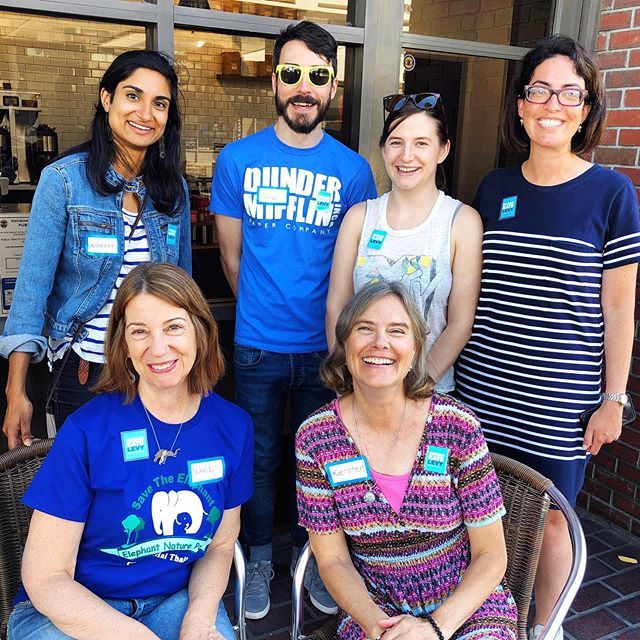 sarahkatelevy's tweet photo. So grateful for this #teamskl. ⭐️ We’re throwing a Sarah Sunday volunteer event this weekend! We are changing our city, together. Wanna come?? ➡️ Link in bio. 🎉 https://t.co/2reG0uwzr7 https://t.co/RYaVFunNRO