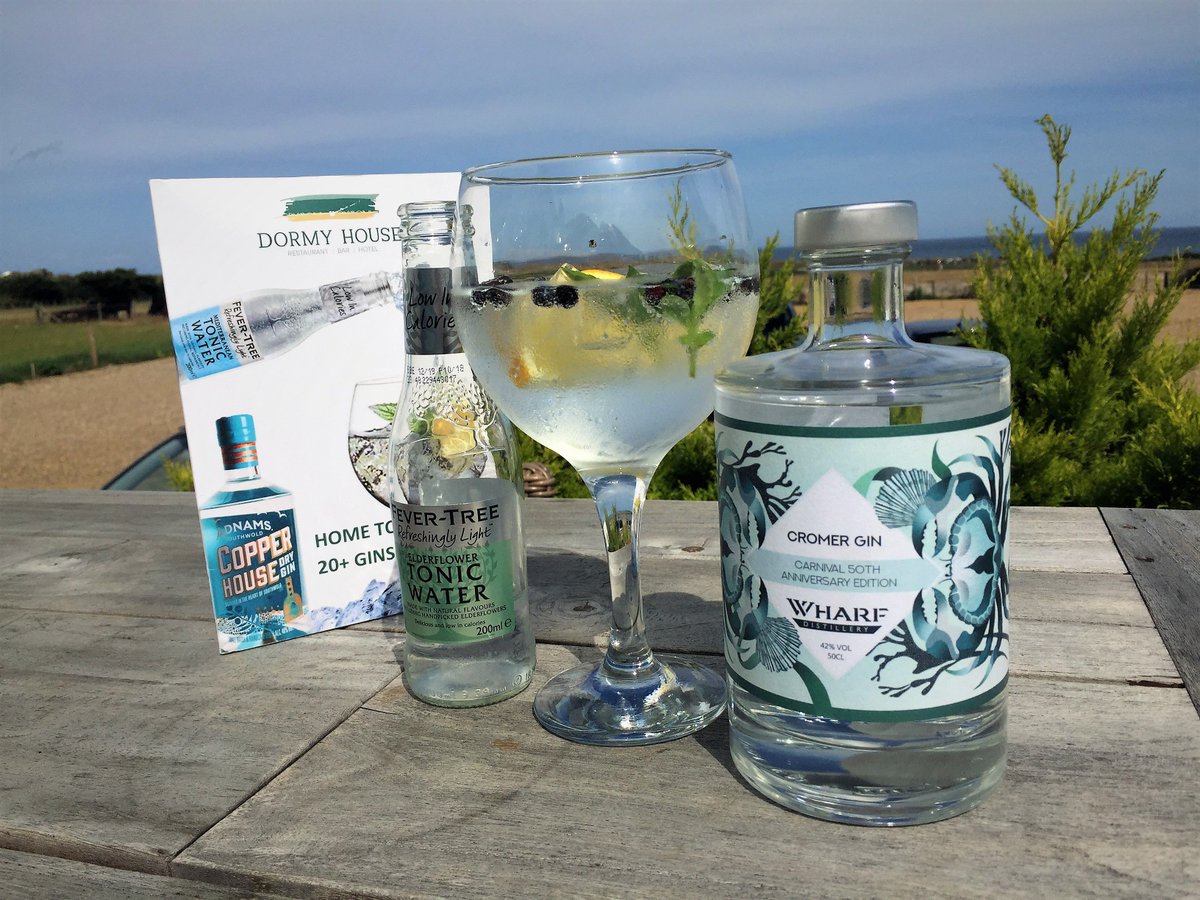 The bespoke Cromer Carnival Gin has gone down lovely today, why not pop in and try it for yourself.
#cromer #cromercarnival #gin #tonic #locallyproduced #summer #DormyHouse #Norfolk