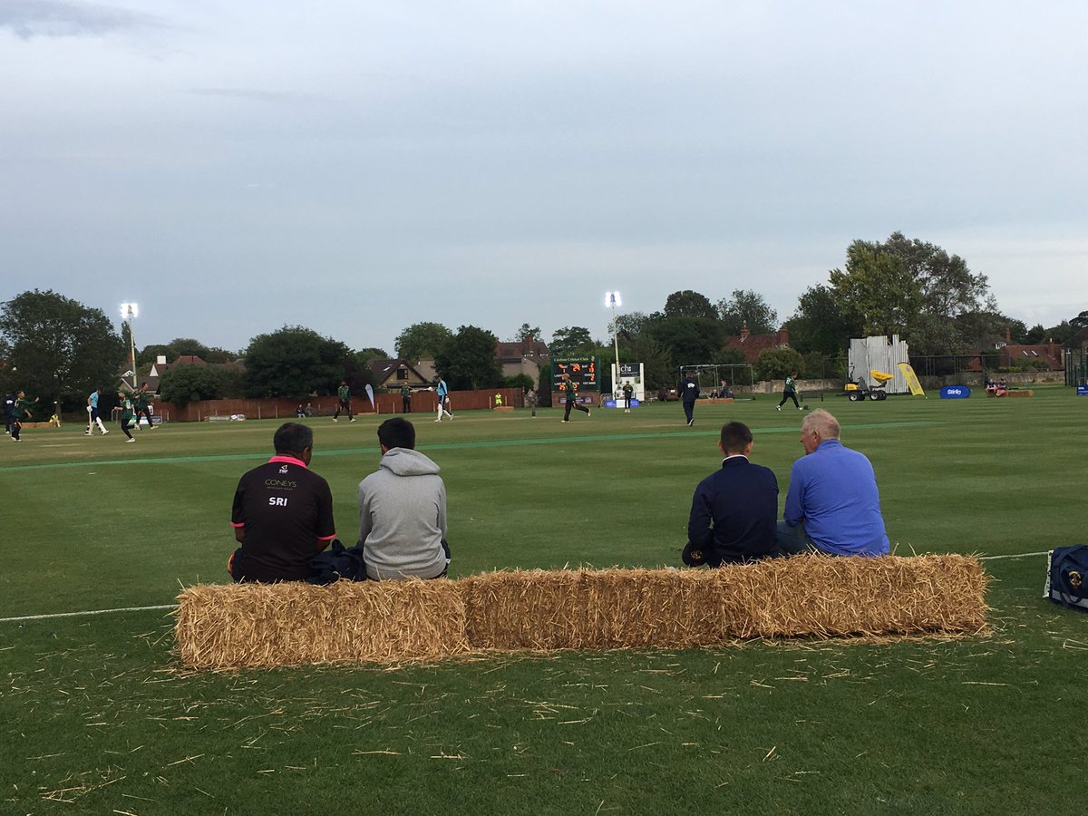 FisherMJF's tweet photo. Great evenings cricket at Lindum CC in support of @StBarnabasLinc https://t.co/N9Uu7wbCc5