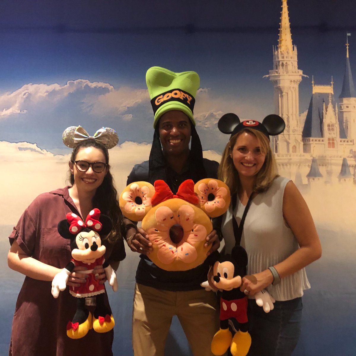 BillDemas's tweet photo. Team @Conviva had a great time catching up with old friends &amp; making new ones at the @DDAConference - check out all the @Disney magic! #DDAC2019 https://t.co/rIZDJLdEvt