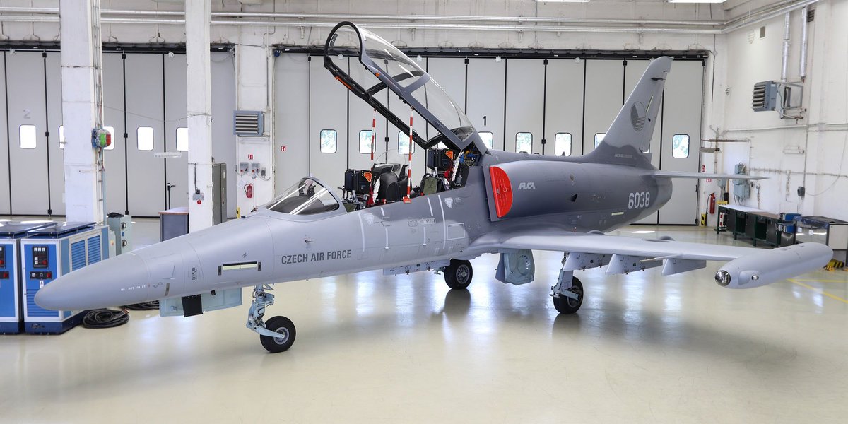scramble_nl's tweet photo. Czech Air Force deployment to Leeuwarden in November 2019. Read more at https://t.co/tsZ1k7PEbb (photos Vaclav Kudela via @Scramble_nl and Aero Vodochody).
#Avgeek #CzechAF #213vlt #21zTL #Caslav #L159T1 #L159T2 #AeroVodochody https://t.co/nZmiw4tUai