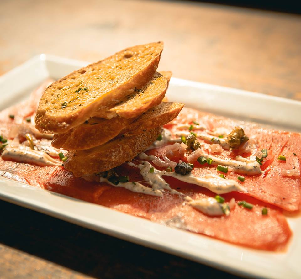 It's a beautiful day to eat great food🍴