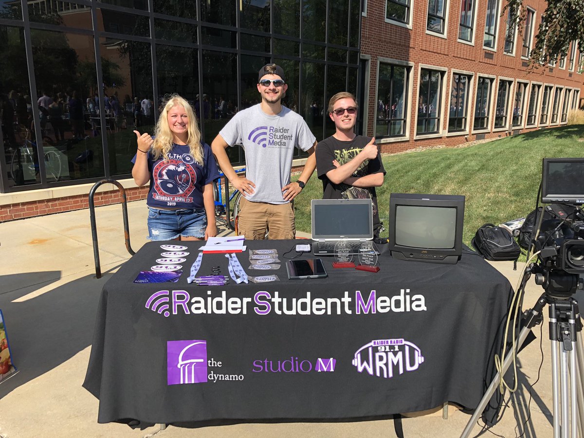 WRMU911's tweet photo. Raider Radio is killing it at #Raiderfest @rsm_umu https://t.co/XGbzz9Ozu3