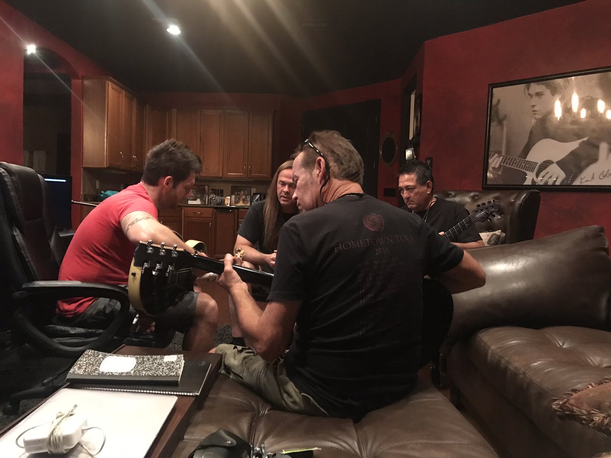 Stone Bone tweet media