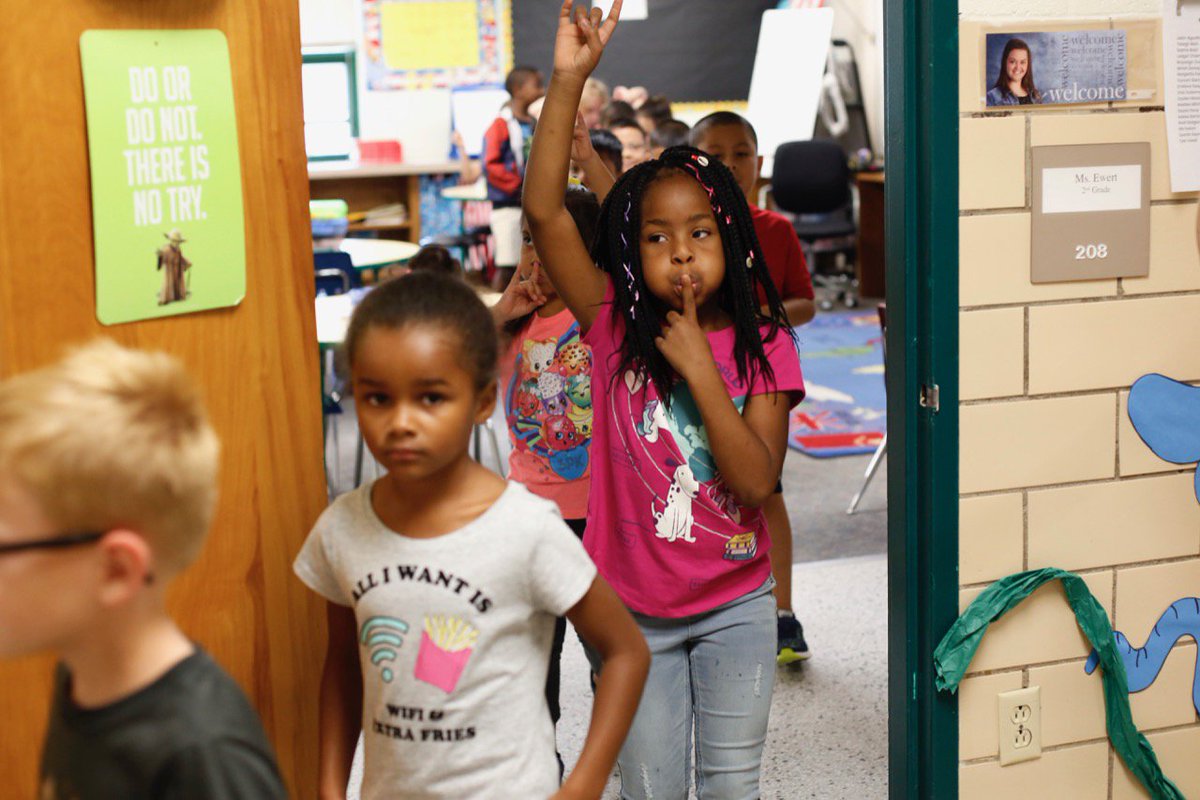 ArkCitySchools's tweet photo. In case you missed it, we shared an album of elementary school photos from the first week of school at https://t.co/CMHcPEJkis.
Here's a sample!
#ArkCityPROUD #ACback2school https://t.co/D5E48h10gC