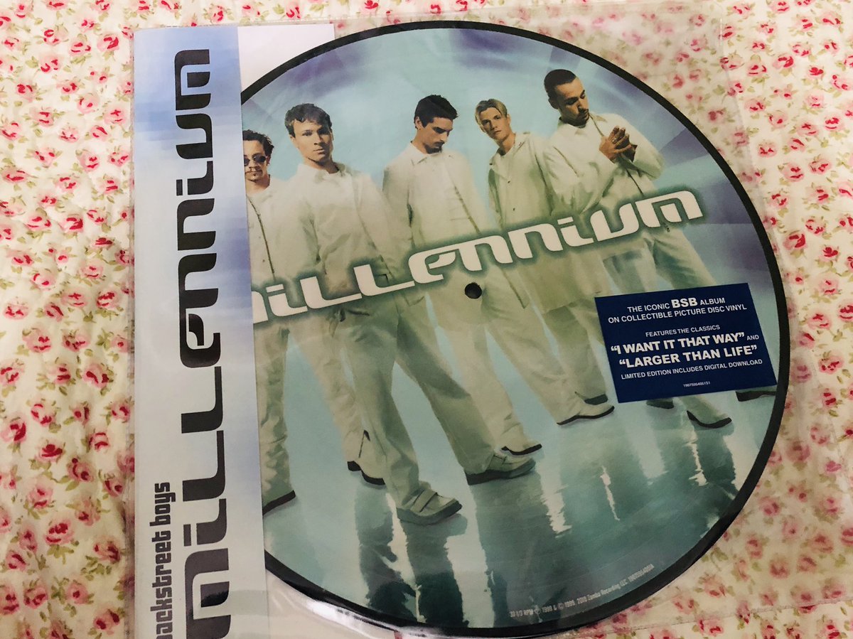 Cotecita_Carter's tweet photo. .@backstreetboys Boys! Look what just arrived with the mail! The Millennium vinyl limited edition 😍😍 I’m in love! It’s precious! ❤️ #Millenium20 #MilleniumLP #MilleniumVinylLimitedEdition #ProudFan #ktbspa https://t.co/7Qwxx3uDdR