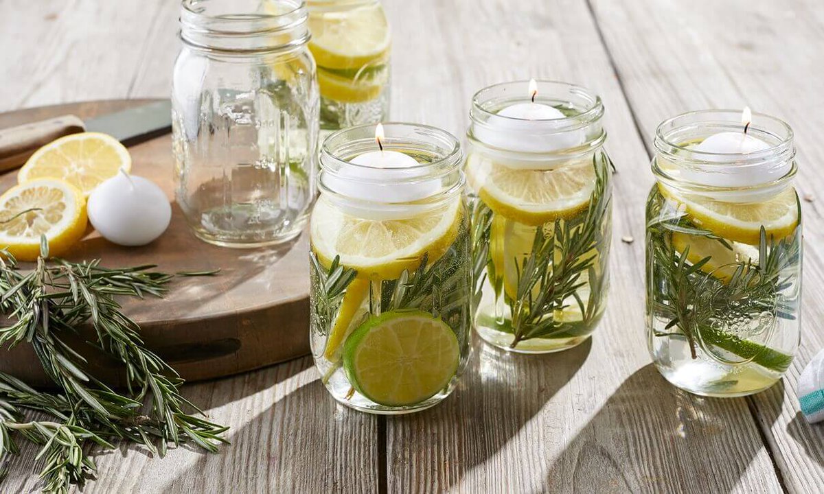 freeosk's tweet photo. Is it still only Wednesday? We all need some fun inspiration to get us thinking about the weekend. Here’s a FREE TIP on how to set the mood at this weekend’s barbecue with a citrus-infused citronella candle. Check it out here - https://t.co/8vkzTh8TzY #freetip #freehack #summer https://t.co/kQkfym0Rxv