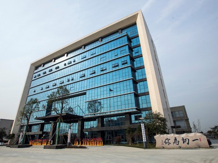 RugaoCity's tweet photo. #CapGlobal of #Rugao is an int'l #trade corporation that manufactures of all kinds of caps. It has seen increasing growth this year in both domestic and international markets with a total sales of more than 200 million RMB or 28.3 million USD by the end of July. https://t.co/nzvk0rONkg