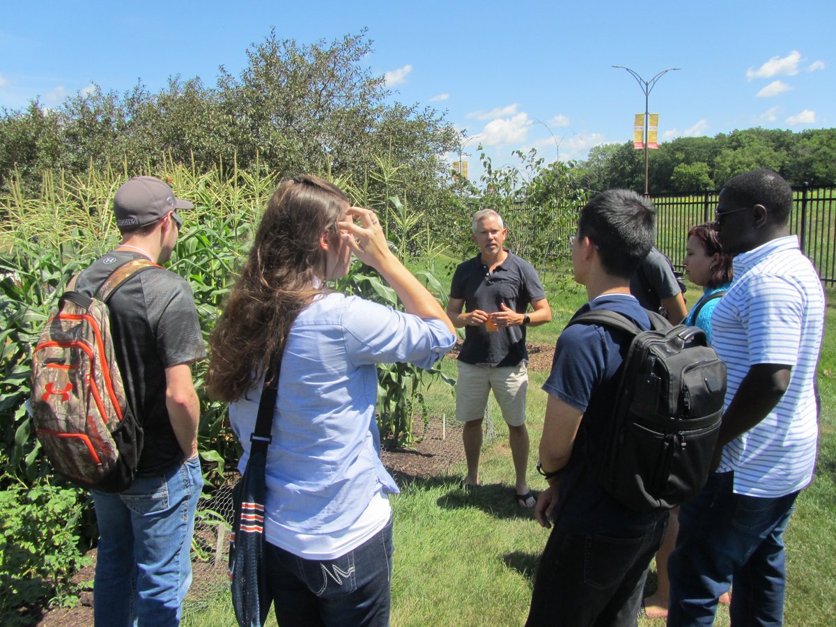 p3iastate's tweet photo. New P3 trainees met with @mbhufford and Dr. Lynn Clark at Reimen Gardens to discuss plant anatomy and evolution as part of the #p3Bootcamp https://t.co/Qcm7T7X2f5