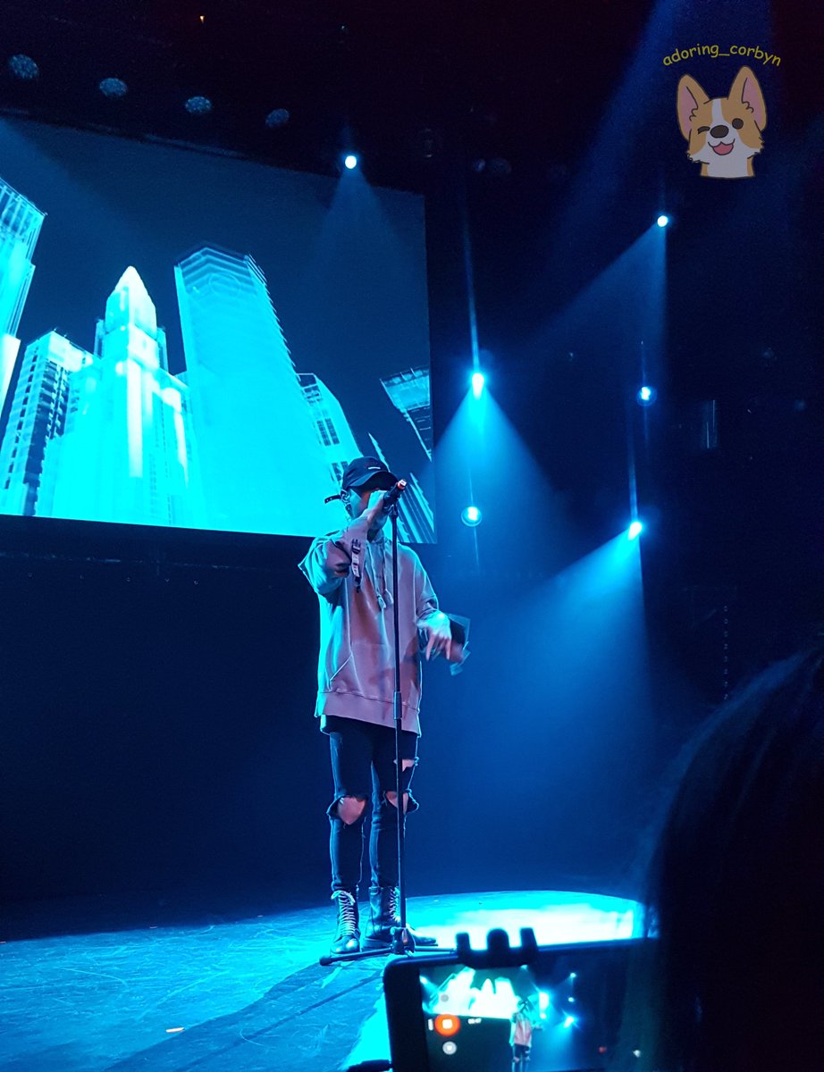 adoring_corbyn's tweet photo. Uk ft Hui 💞 https://t.co/8Wpd1Vgplo