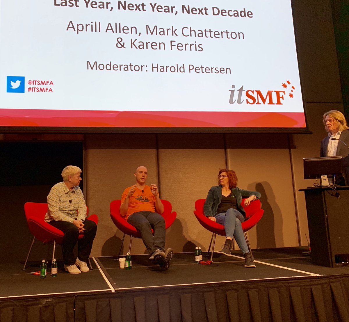 knowledgebird's tweet photo. Another year, another @itsmfa conference over. In many ways, the event is a reunion, but I always see new faces and meet new people. Until next time! @MacantaConsult @Karen_Ferris @alcgroup https://t.co/75efx9zZCf