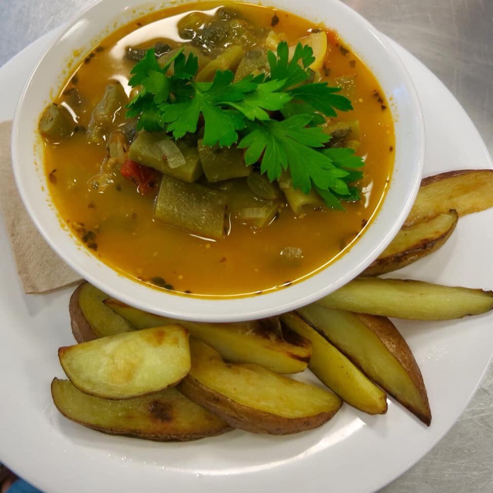 CafeCic's tweet photo. Just a few photos of the delightful healthy (and vegan!) meals our brilliant chefs made today at the cafe. Make sure to pop in soon before next week which is our FINAL WEEK 😱 Everything on the menu is under £5 &amp; kidd eat free ❤️ https://t.co/YxDjyMxRyT