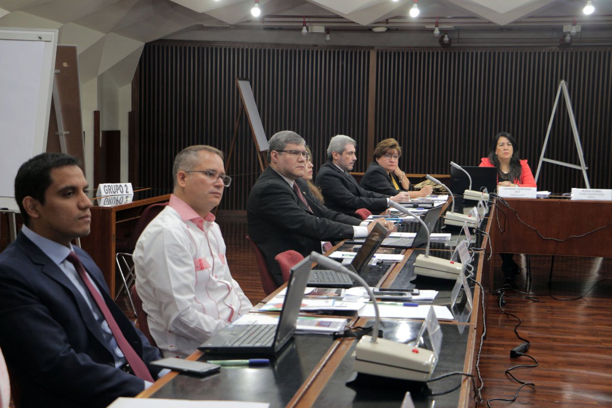 _ALIDE_'s tweet photo. #AHORA | Representantes de bancos e instituciones financieras de #AméricaLatina reflexionan en torno a los conceptos y estrategias de aplicación de #GobiernoCorporativo y #ModeloCanvas, en seminario organizado por #ALIDE ▶️ https://t.co/rB6A8Kwbg7