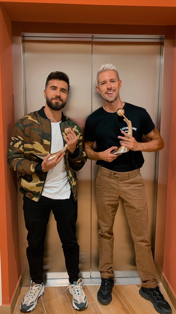 MarkusRiva's tweet photo. With our new babies #Kazakhstan Nur Sultan Music awards ft #chingiz https://t.co/xQee9ijvBm