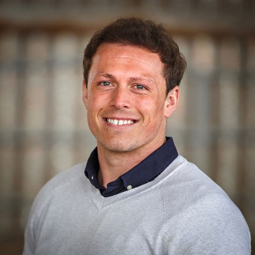 The_CEOSLEEPOUT's tweet photo. Brilliant to see Tom Knight @supportthewalk setting the example and braving a night outside to bring awareness to the issues surrounding homelessness with in the Ex Forces community.
Thanks Tom, see you at #CEOsleepoutMcr 4th Nov! https://t.co/Lygcj7sk1r