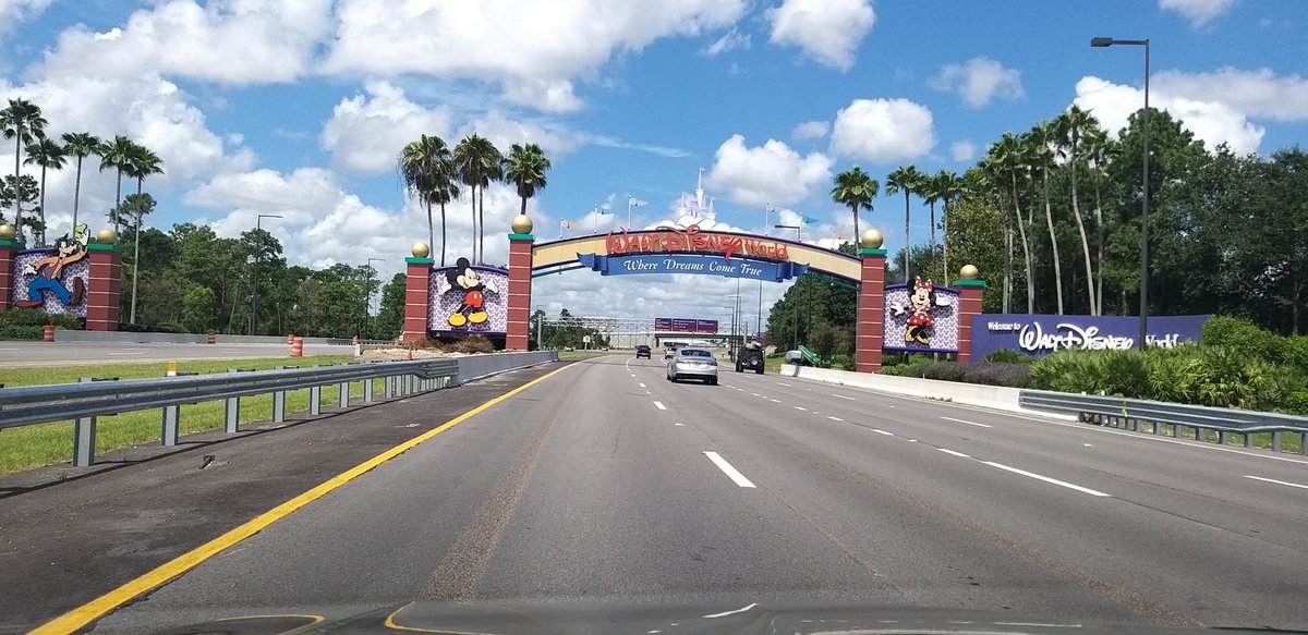 b747ryder_leduc's tweet photo. Factory Supply was in MCO talking safety with some great people! #factorysupply #safetyfirst #aviation #LGOC https://t.co/JkQvN69tzP