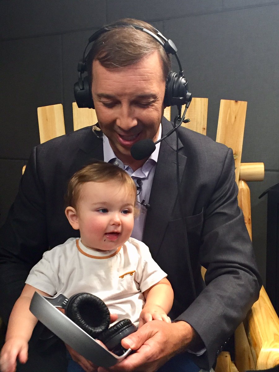 SiriusXMNASCAR's tweet photo. Our cuteness meter is pegged ♥️ as Kipling Knaus (and dad, Chad) join us in-studio on @SiriusXMNASCAR!  

👶🏁 https://t.co/1fzLZtJqOp