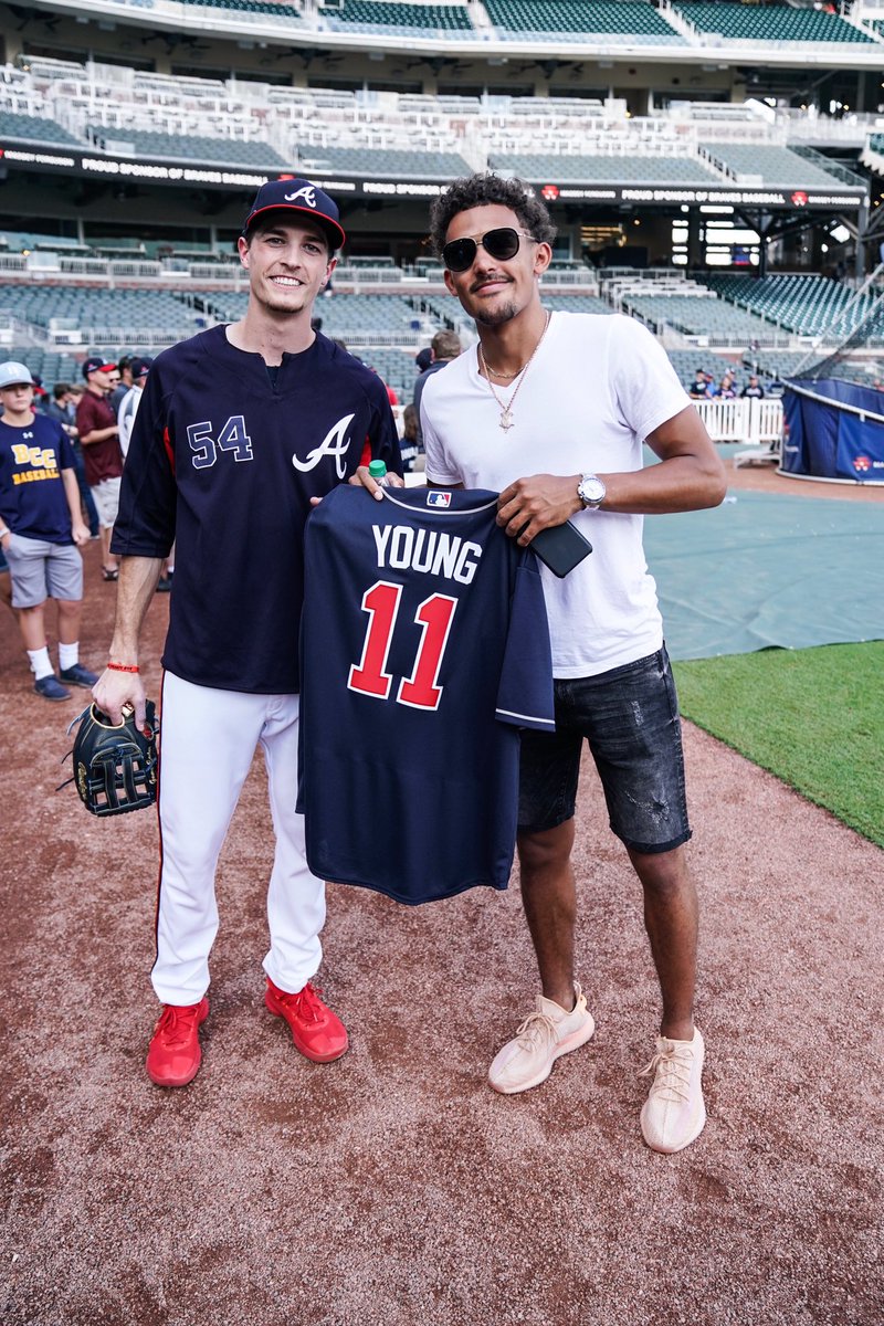 Braves's tweet image. ❄️ @TheTraeYoung in the house! ❄️ 

#TrueToAtlanta | #ChopOn
