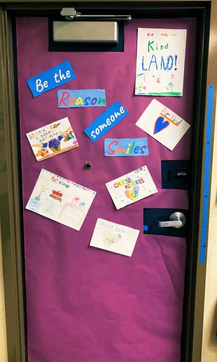 xioluuu's tweet photo. Be the reason someone #smiles 😃 😊 😁 #bekindbehappy #firstdoor https://t.co/9X4LOQ8nzD
