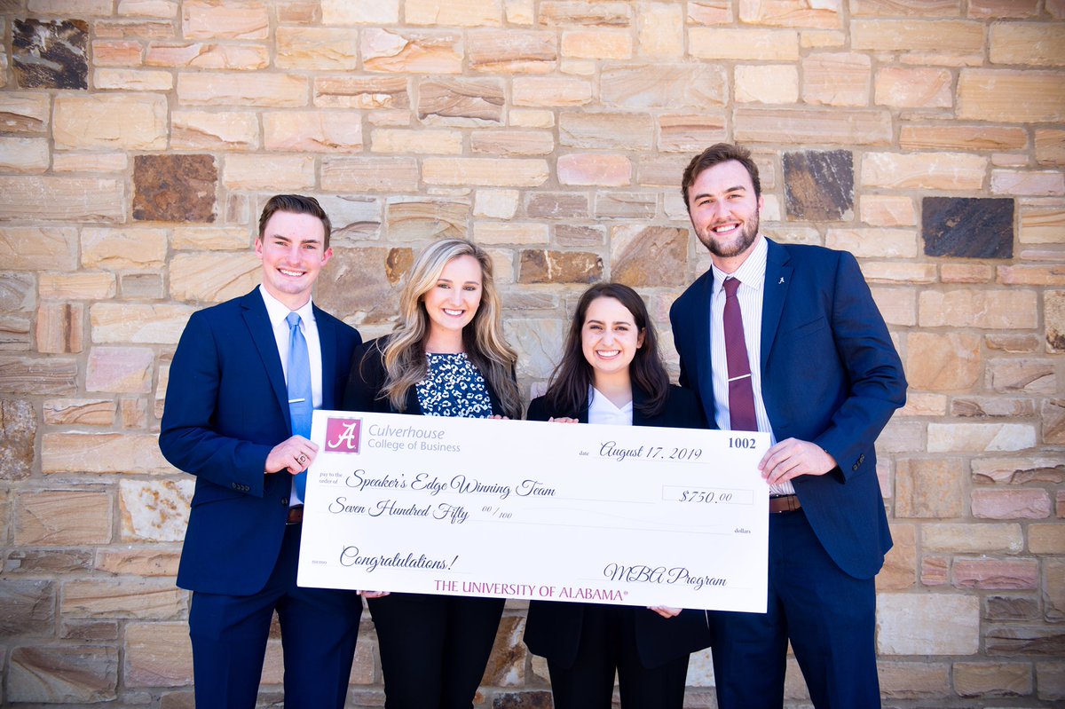 MandersonUA's tweet photo. What a week! Manderson welcomed our newest cohort of 143 MBA students who networked with each other, corporate partners, faculty, &amp; staff at our annual Launch. The students participated in professional development and even got a taste of the Case experience. 🌟 #BamaMeansBusiness https://t.co/Bh9eDHrYv7