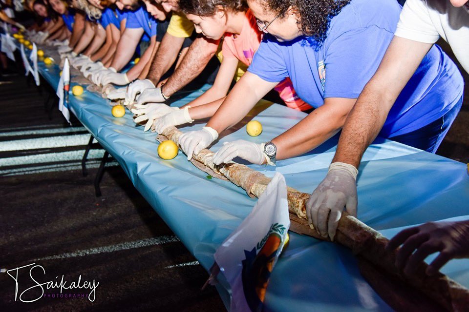 St_Charbel's tweet photo. #Throwback to our record-long markouk sandwich! #25VMG #lebanesefood #yummy https://t.co/aYwXtJxFEw