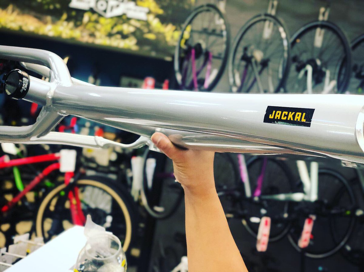 NewburyParkBikeShop tweet media