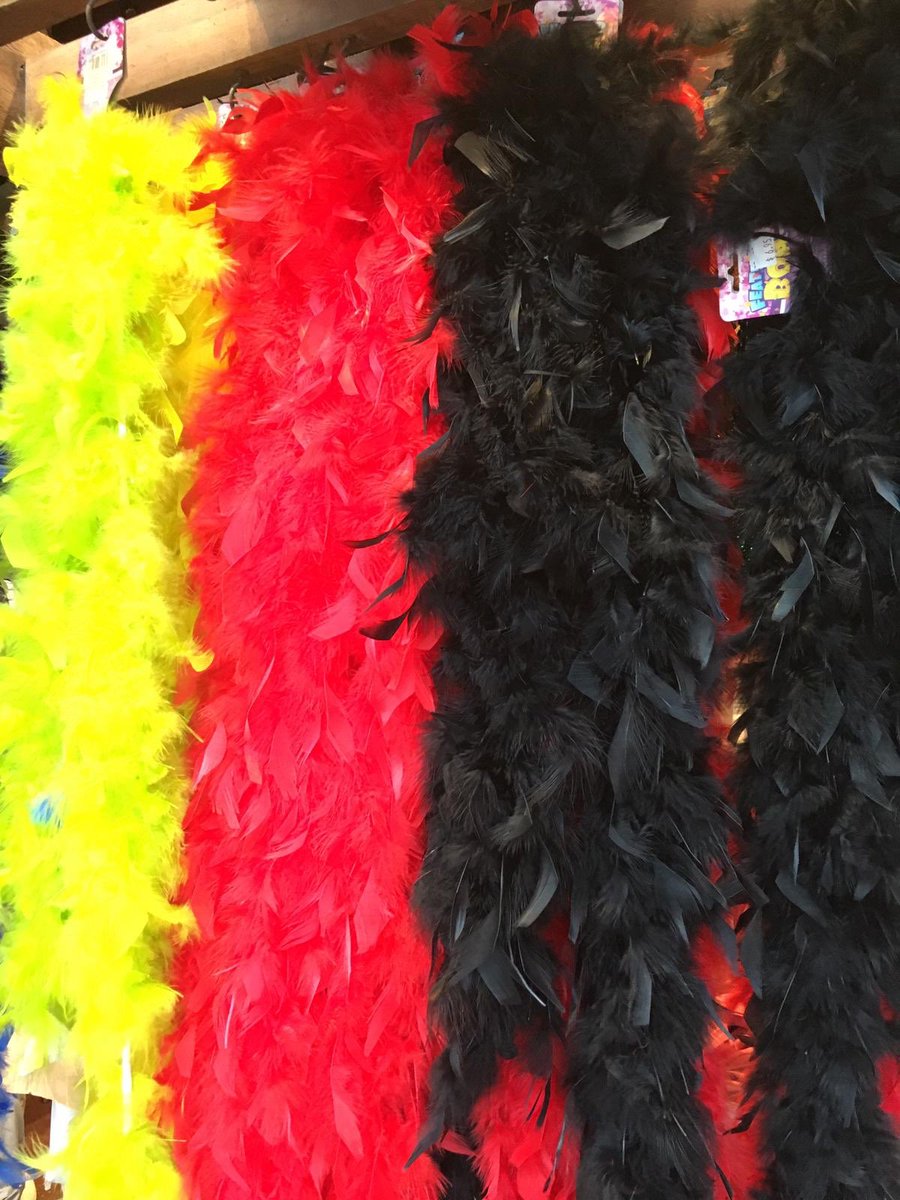 last day of shopping before the carnival parade! 🤭 Make sure you check out all our amazing accessories we have in store 💗#ptown2019 #ptowncarnival2019 #marinespecialties #carnival #enchantedforest
