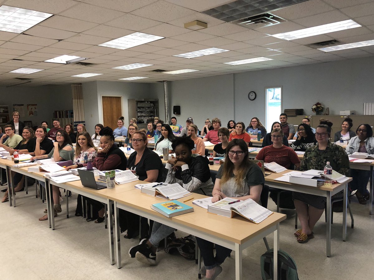 jimmysawtelle's tweet image. Another great day welcoming Students, Faculty, and Staff at our @goCLTCC Rod Brady Campus in Jena and our Huey P. Long Campus in Winnfield. Our campuses are providing crucial career training for Students and economies in our rural parishes. #HighWage #HighDemand #HighSkill