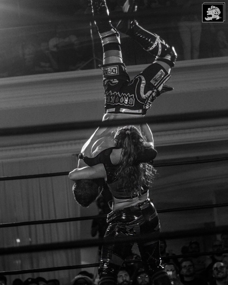 Wrestinshadows's tweet photo. Freaccky strength
πΈ
@JodyThreat
@OBEYBrookes
#SmashvsProgress
#ThisisPROGRESS
#JodyThreat https://t.co/SPEK8lYymu