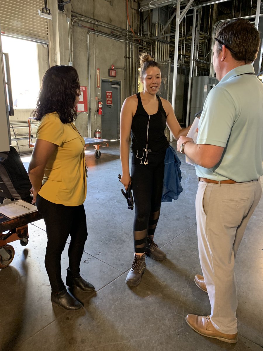 RathboneKellie's tweet photo. Observation validation time!!! Sort manager, Anthony Gaze, validating that our employees are receiving quality feedback, with PT CHSP supervisor, Ma Espinoza! #safetyvalue @melirere @hrbobbyups https://t.co/pNYxtkV2ur